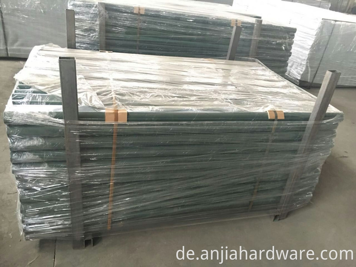 packing of fence panel 